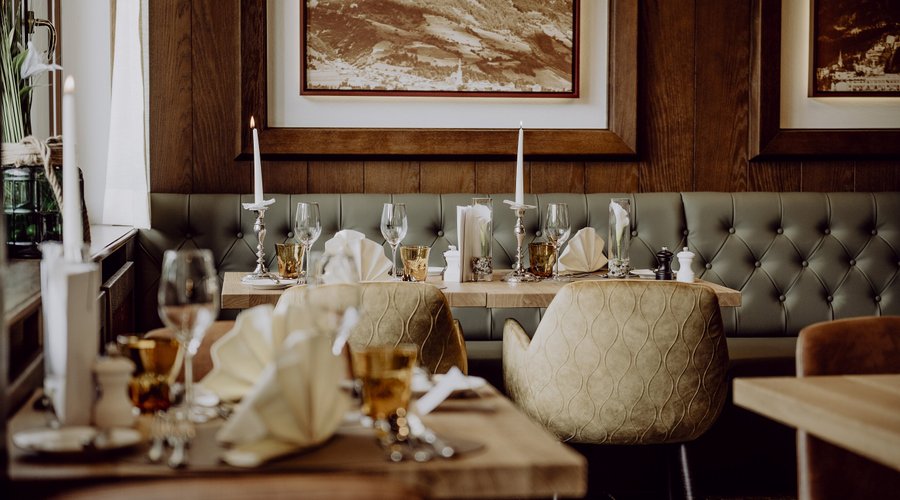 gedecktes Restaurant
