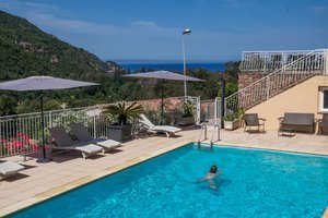 Piscine et plage