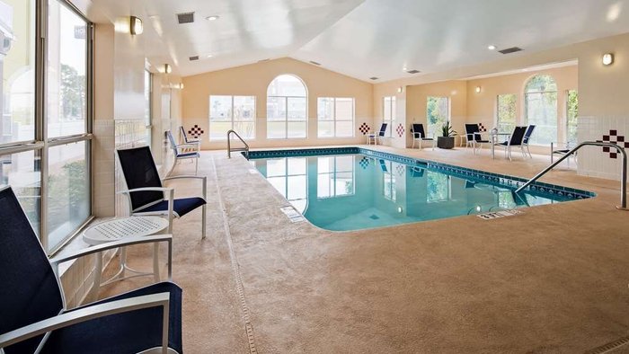 Best Western Plus Lake City Pool Pictures & Reviews - Tripadvisor