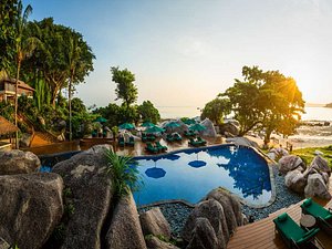 Banyan Tree Bintan in Bintan Island, image may contain: Resort, Hotel, Pool, Swimming Pool