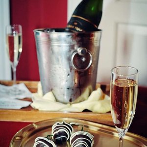 Romance pkg
