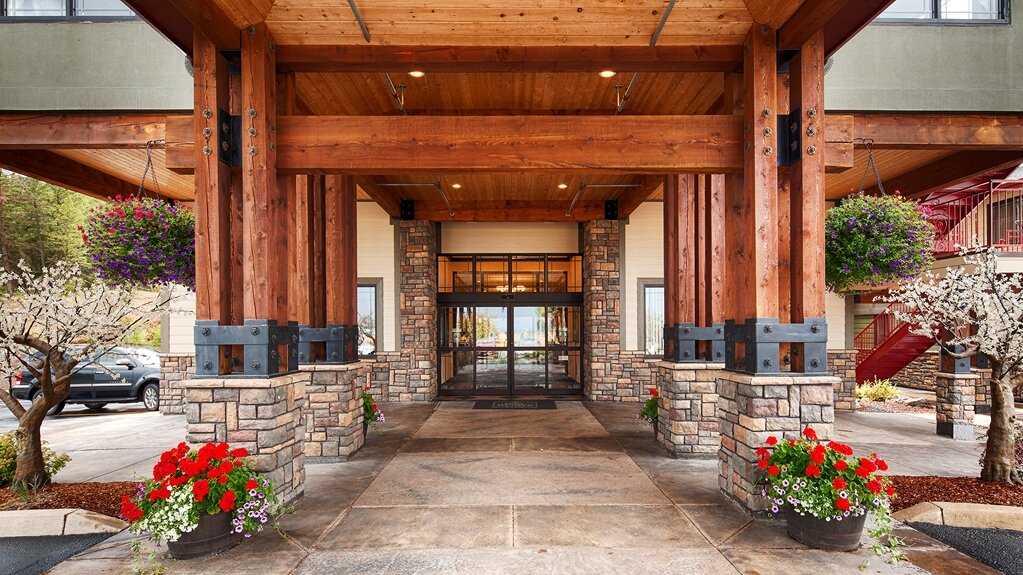 Hotel photo 79 of Best Western Plus Flathead Lake Inn and Suites.
