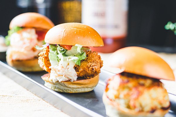 https://dynamic-media-cdn.tripadvisor.com/media/photo-o/1d/68/2e/54/crabby-chicken-sliders.jpg?w=600&h=-1&s=1