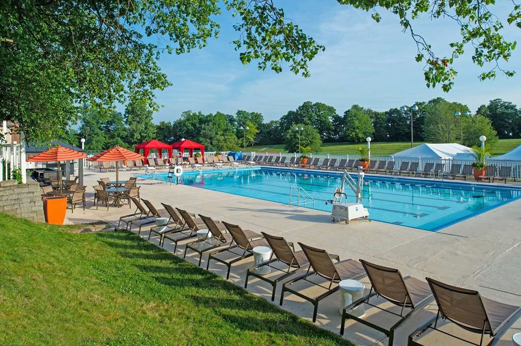 Hotel photo 2 of DoubleTree by Hilton Hotel St. Louis - Chesterfield.