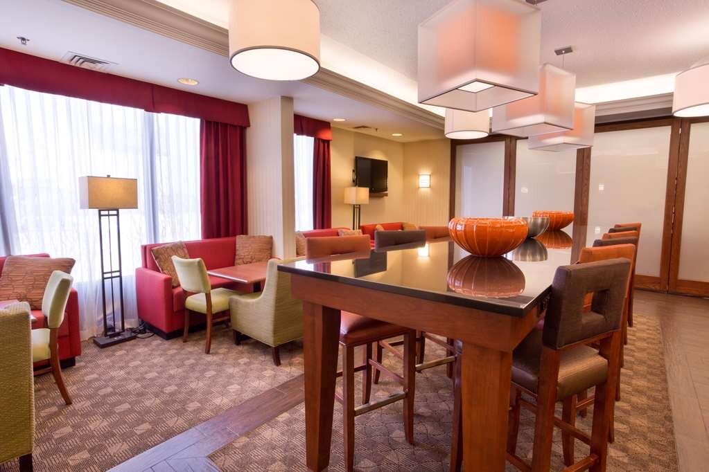 Hotel photo 12 of Hampton Inn St. Louis Southwest.