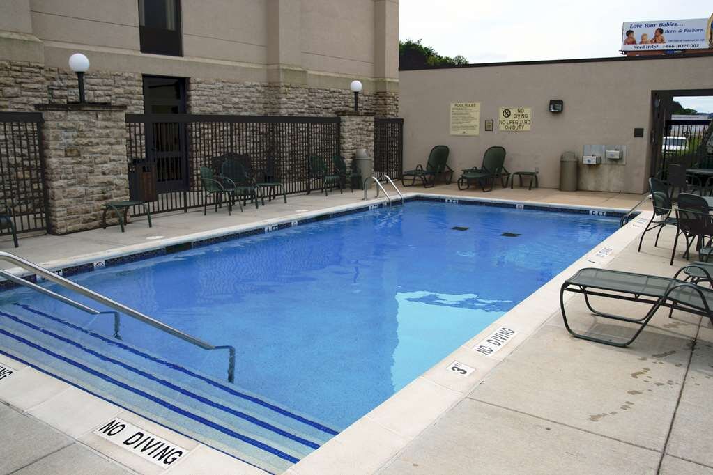 Hotel photo 5 of Hampton Inn St. Louis Southwest.