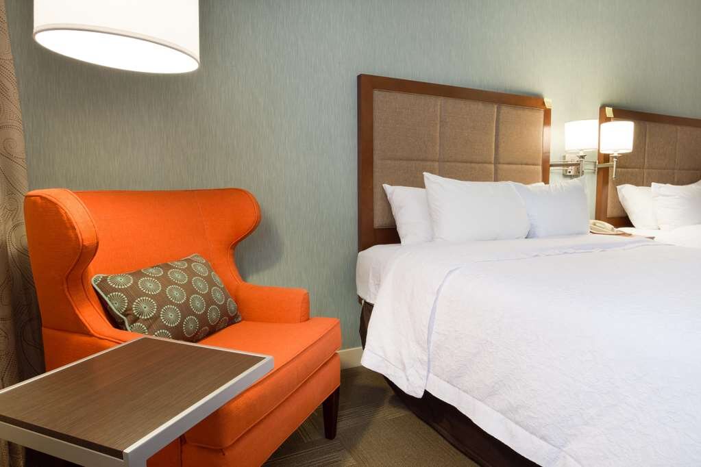 Hotel photo 1 of Hampton Inn St. Louis Southwest.