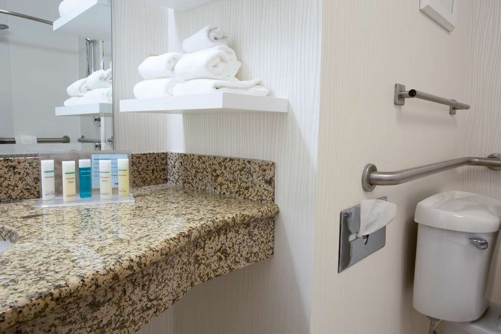 Hotel photo 10 of Hampton Inn St. Louis Southwest.