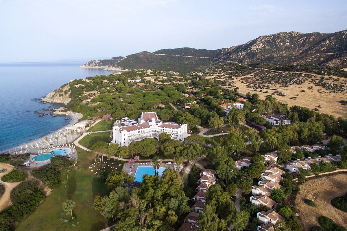 Falkensteiner Resort Capo Boi, hôtel à Sardaigne