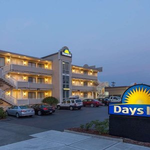 Days Inn Seattle North of Downtown
