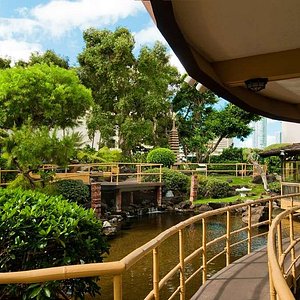 Pagoda Hotel - Garden Walkway