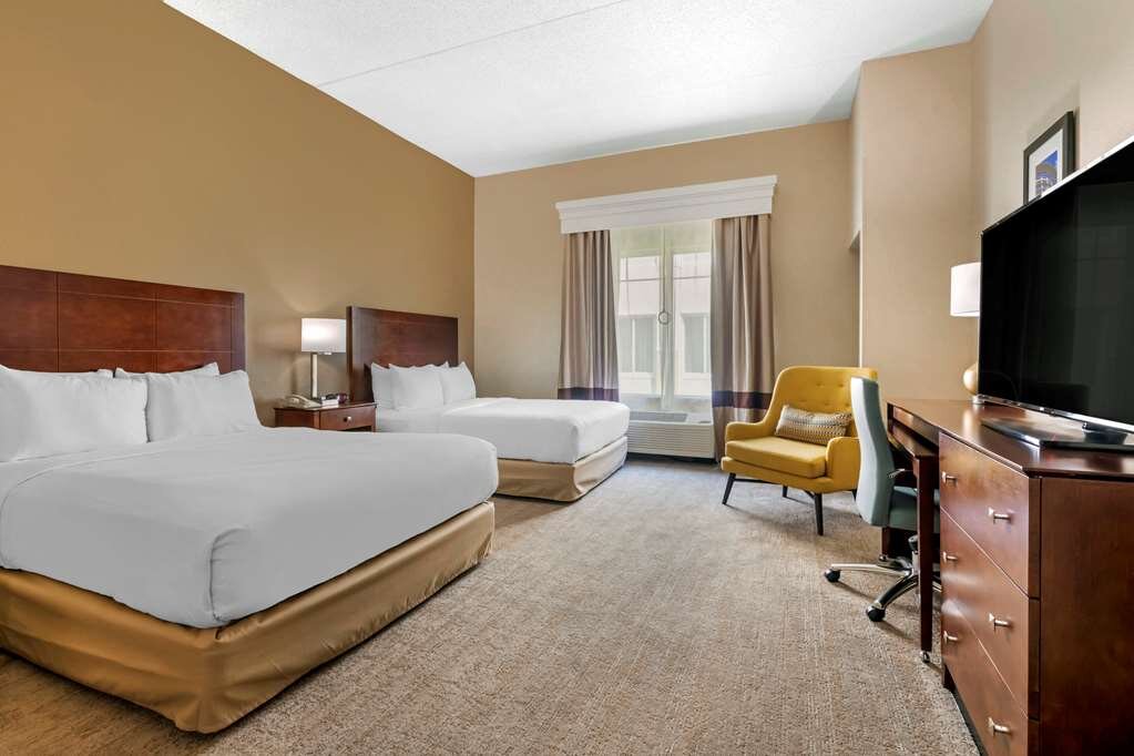 Hotel photo 7 of Comfort Suites Near Universal Orlando Resort.
