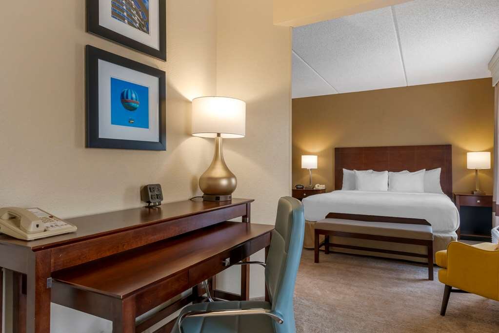 Hotel photo 38 of Comfort Suites Near Universal Orlando Resort.