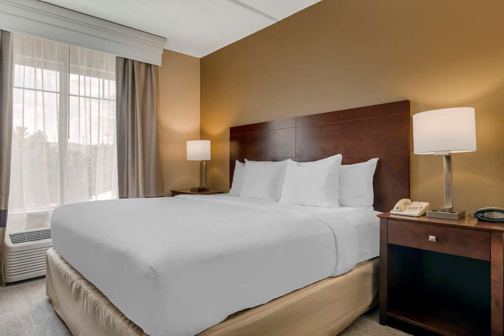 Hotel photo 40 of Comfort Suites Near Universal Orlando Resort.