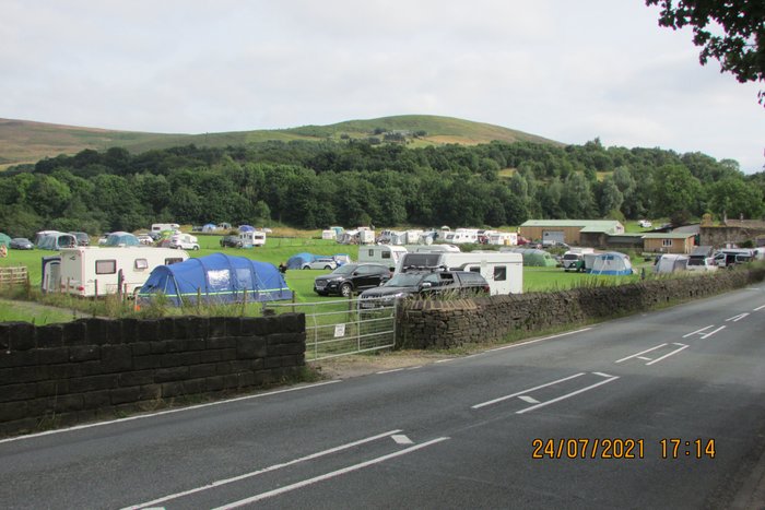 Well I Hole Farm Caravan and Camping Rooms: Pictures & Reviews ...