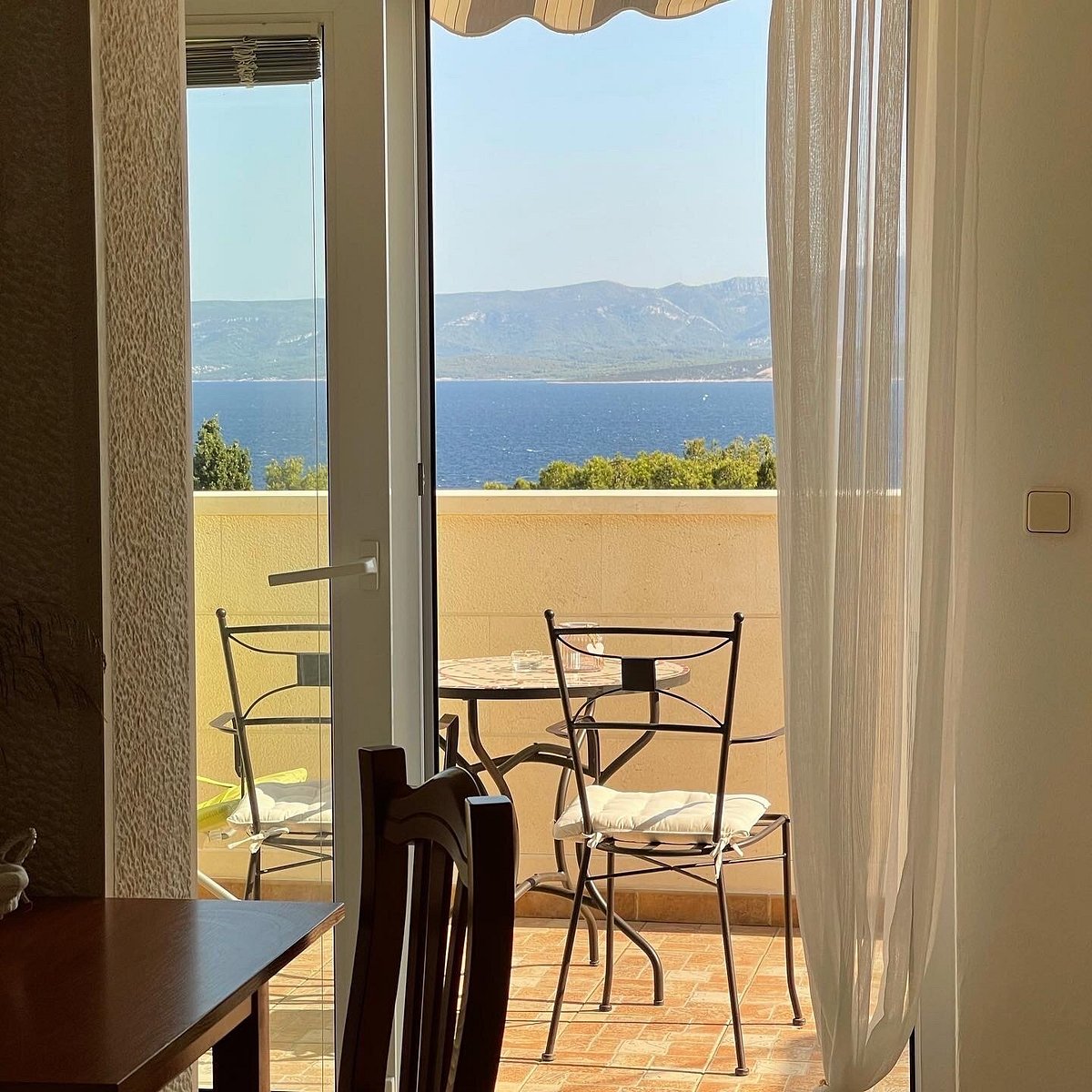 VILLA MIRA - Prices & Pension Reviews (Bol, Croatia)