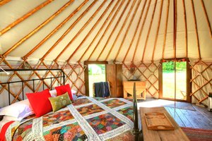 Room & Suite