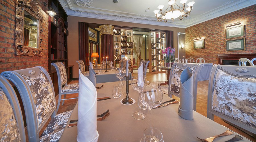#ID Bar & Restaurant