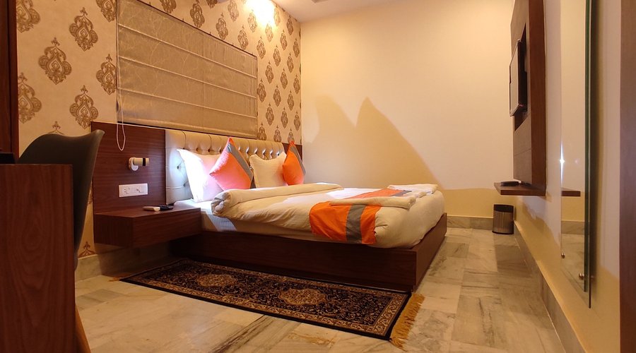 A clean & Hygiene room is available for you and your loving one.