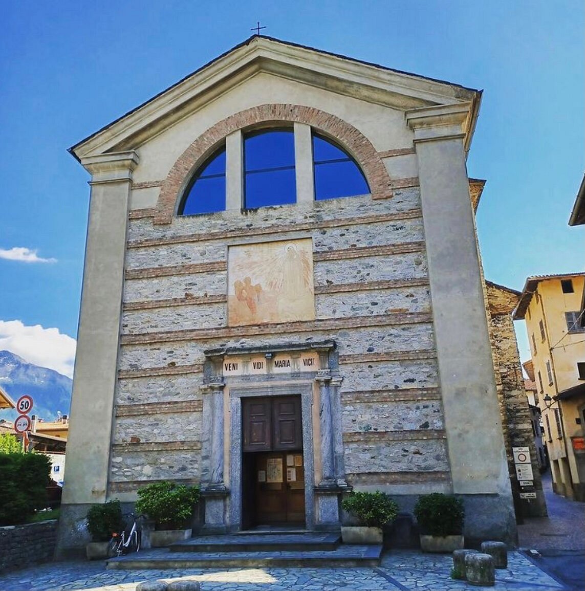 Chiesa Parrocchiale Di Nostra Signora Di Fatima CHIESA DI NOSTRA SIGNORA DI FATIMA: Tutto quello che c'è da sapere
