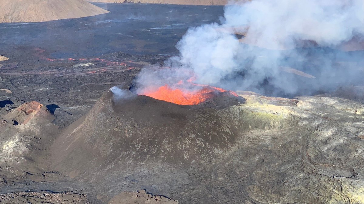 2023 Reykjavik Airvan Flight: Golden Circle