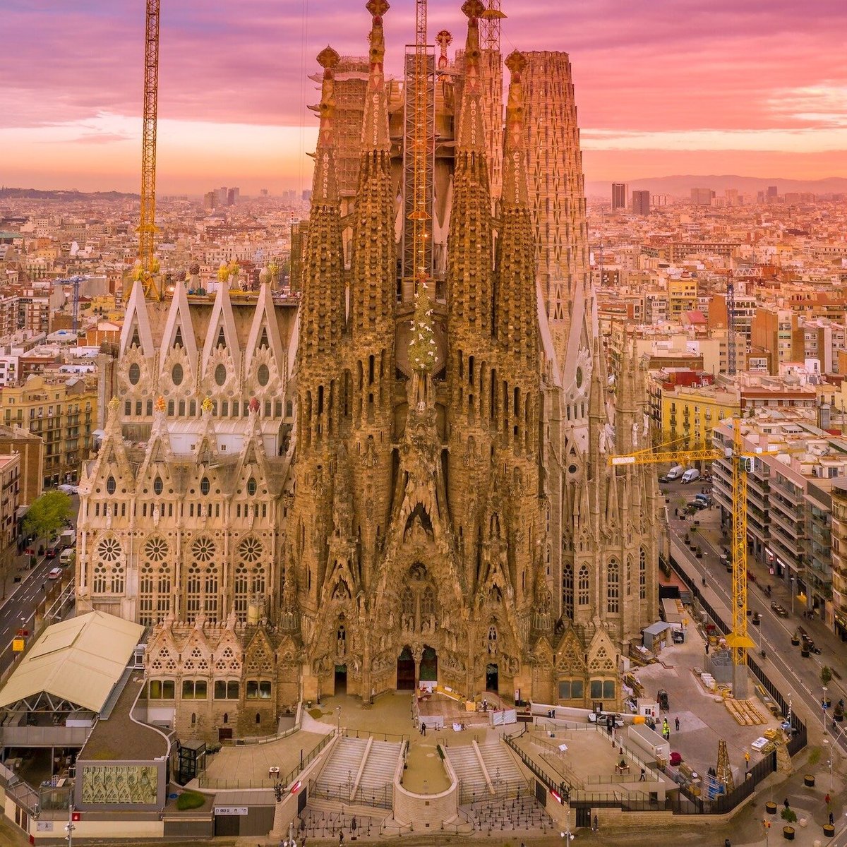 Барселона Sagrada familia