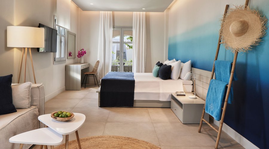 Double garden/side sea view room