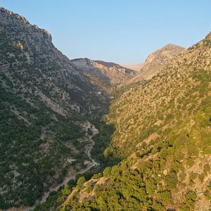 Ain El Raha Valley