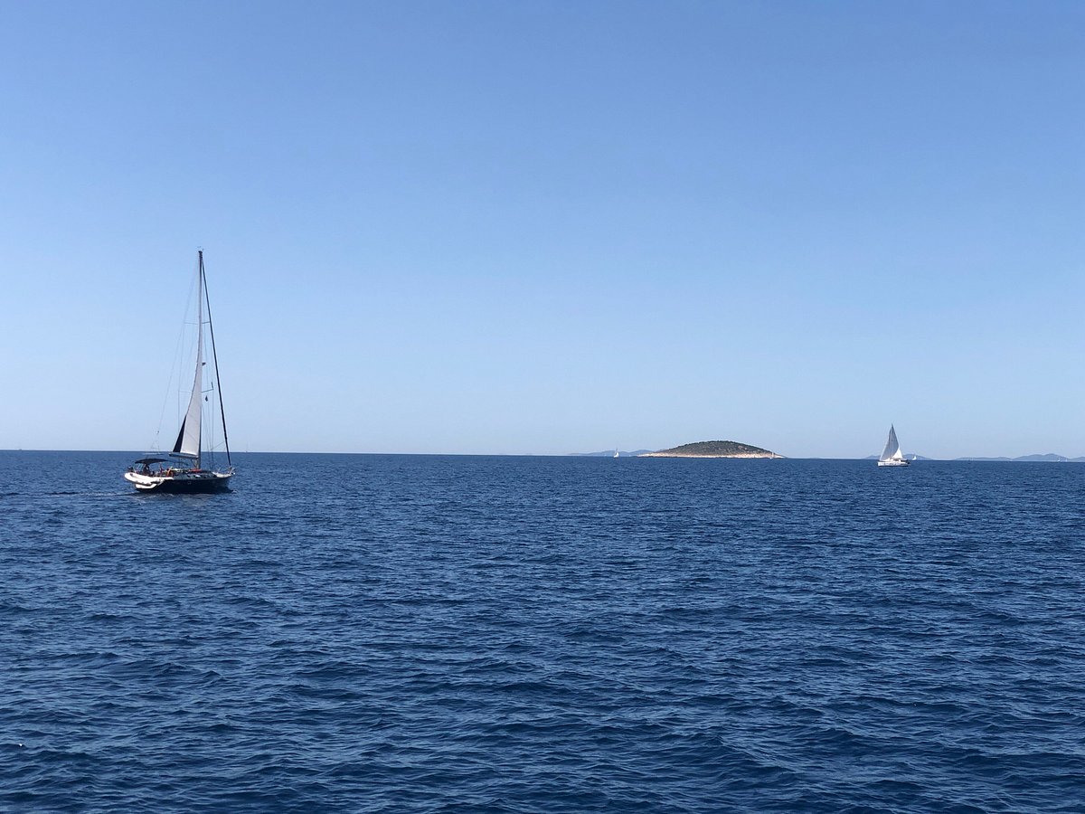navigare yachting base seget donji recenzije