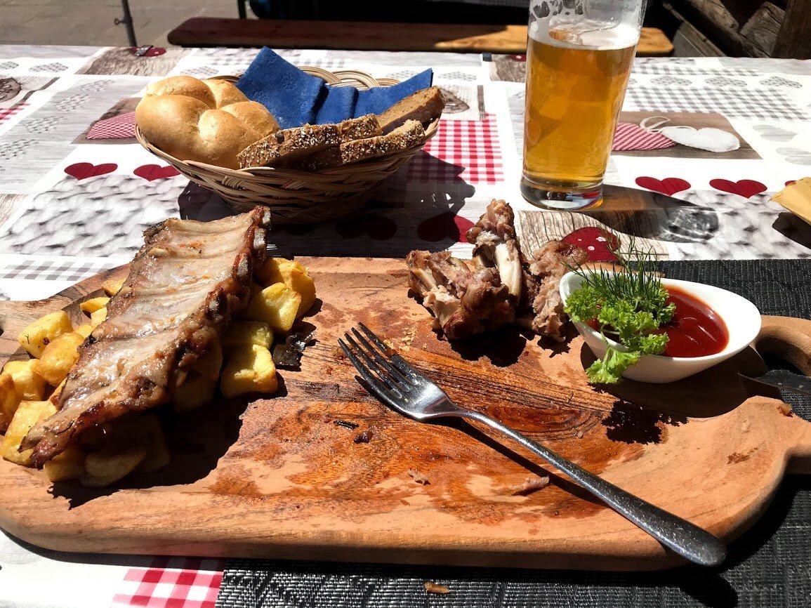 RIFUGIO DES ALPES RISTORANTE, Campitello di Fassa - Ristorante Recensioni,  Numero di Telefono & Foto - Tripadvisor