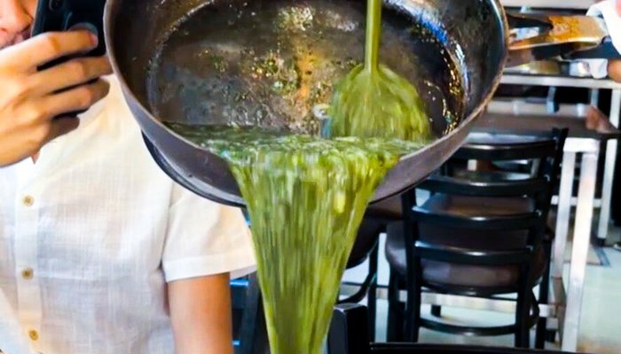 Fresh Hot Molokhia , is being served that way on your table