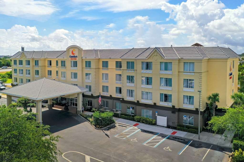 Hotel photo 28 of Comfort Suites Near Universal Orlando Resort.