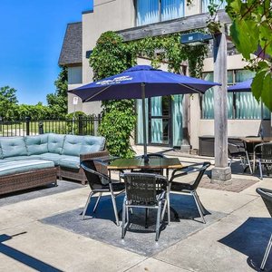 Myra's Bar & Grill outdoor Patio