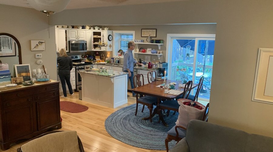An open concept kitchen to facilitate your stay.
