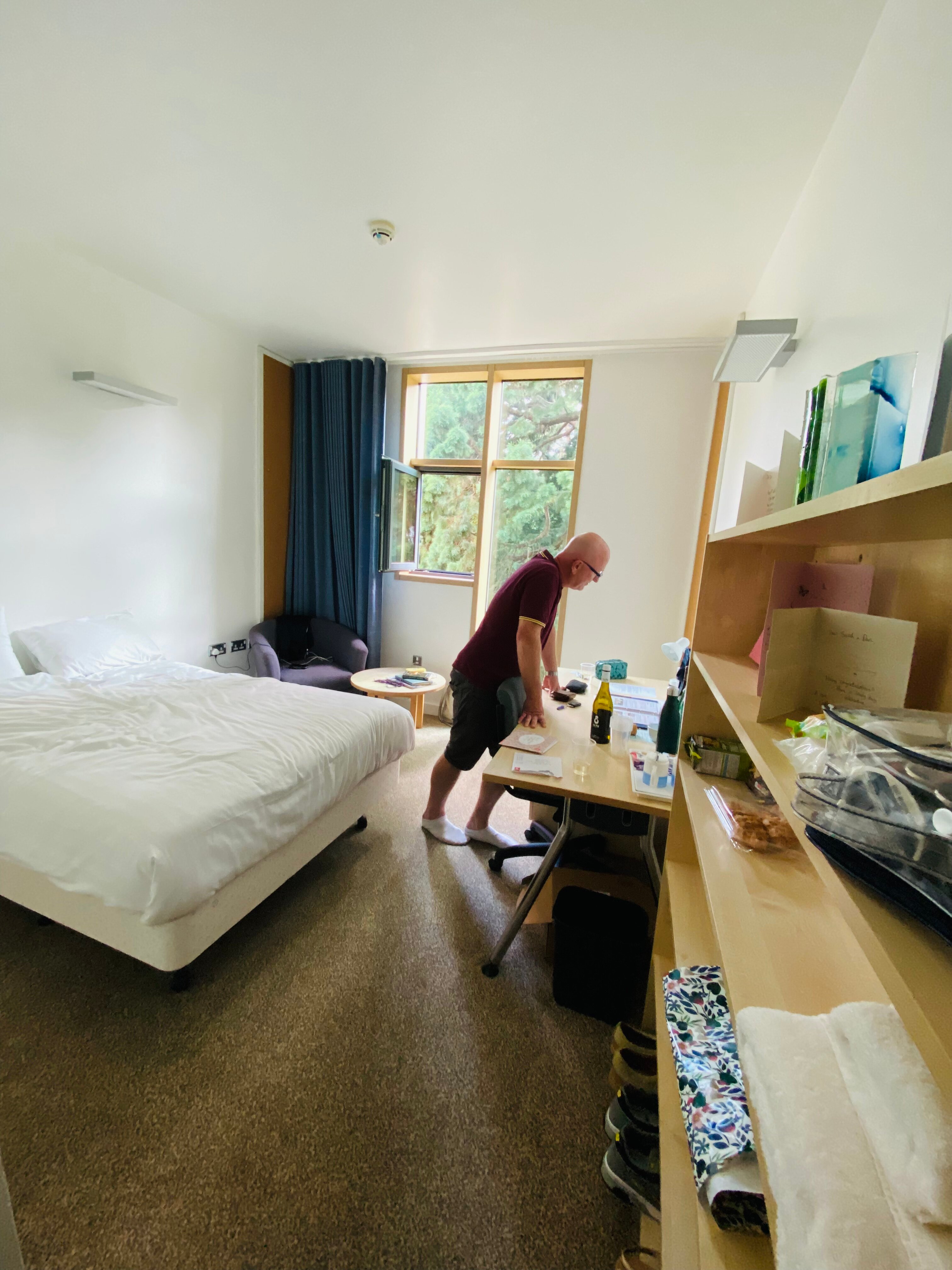 GONVILLE & CAIUS - THE STEPHEN HAWKING BUILDING - Prices & B&B Reviews ...