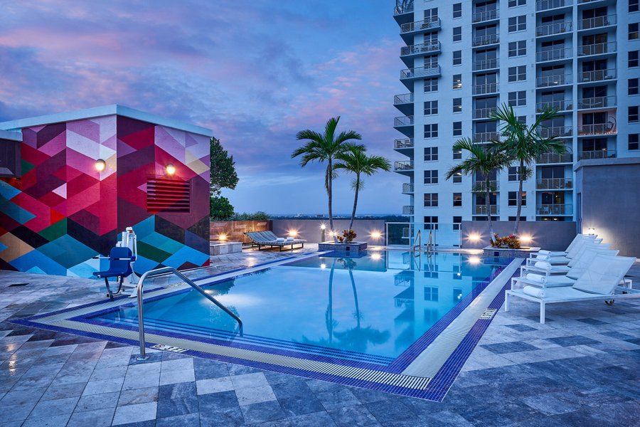 SONDER THE CIRC Hotel (Hollywood, Florida) Prezzi 2022 e recensioni