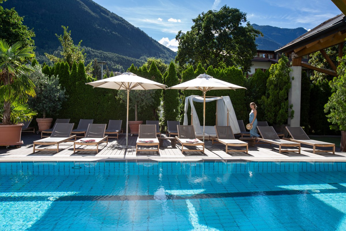 Hotel Lowenhof Pool: Pictures & Reviews - Tripadvisor