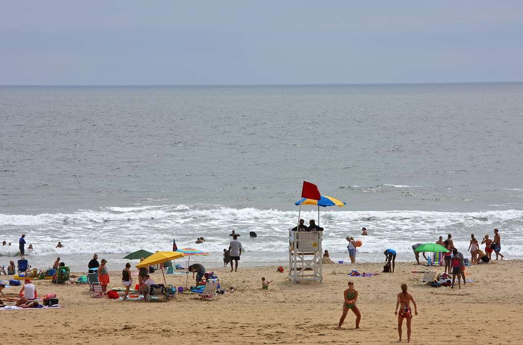 Hotel photo 68 of Hampton Inn Virginia Beach-Oceanfront North.