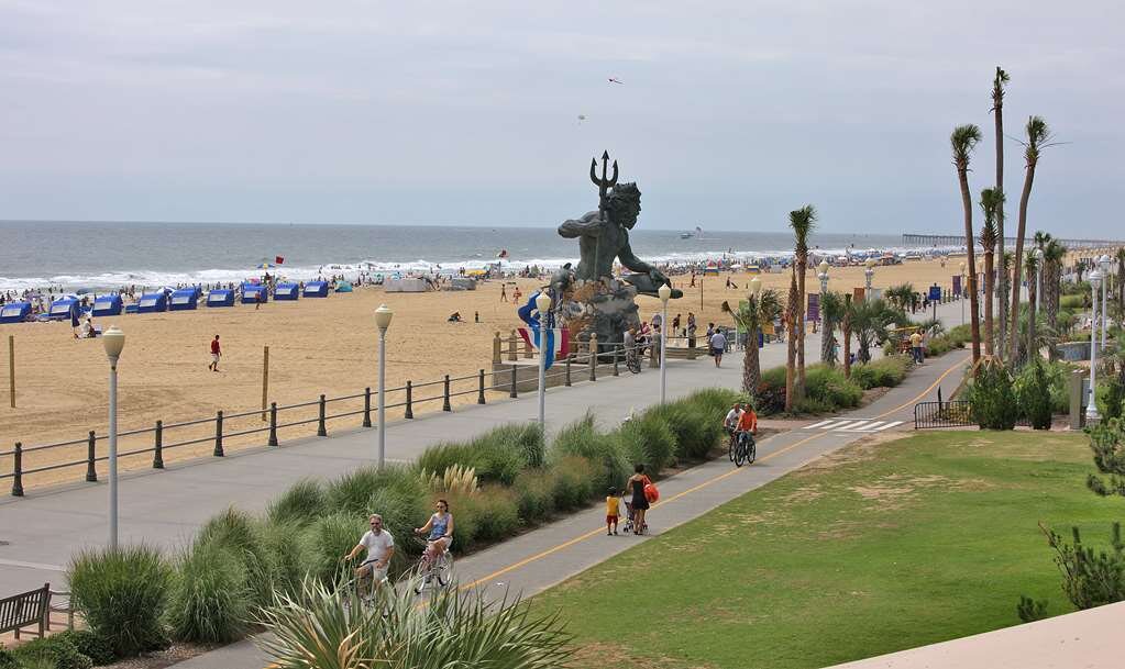 Hotel photo 14 of Hampton Inn Virginia Beach-Oceanfront North.