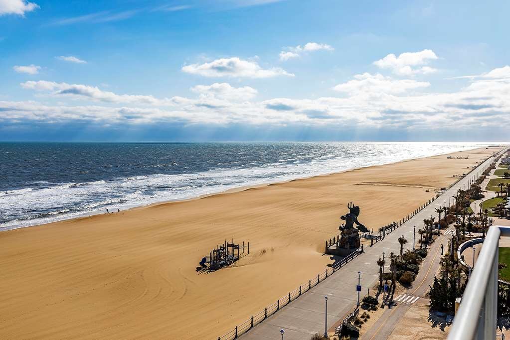Hotel photo 22 of Hampton Inn Virginia Beach-Oceanfront North.
