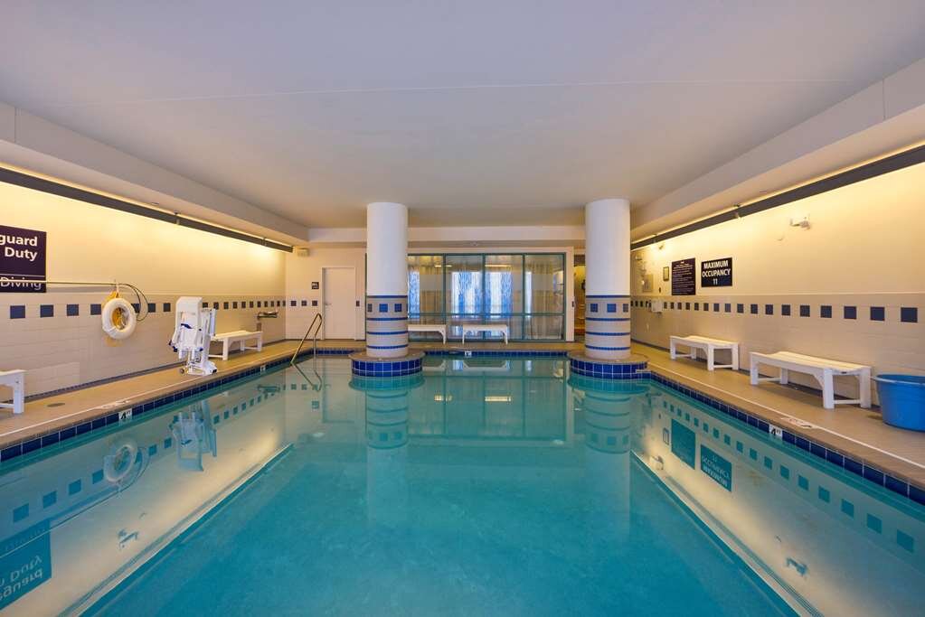 Hotel photo 15 of Hampton Inn Virginia Beach-Oceanfront South.