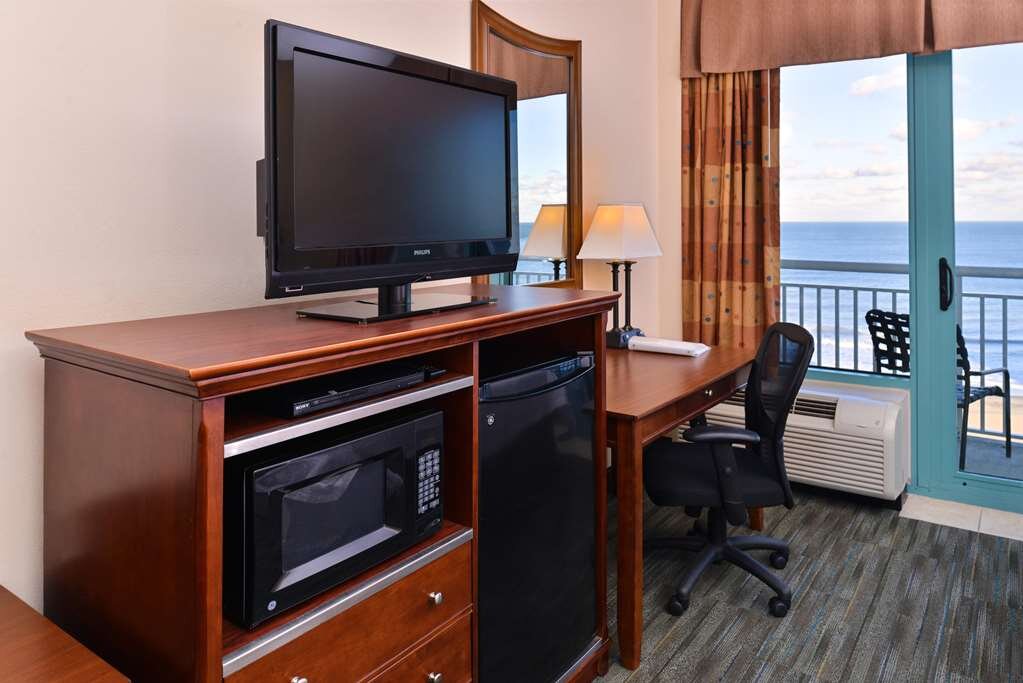 Hotel photo 18 of Hampton Inn Virginia Beach-Oceanfront South.