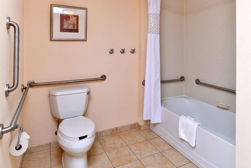 Hotel photo 14 of Hampton Inn Virginia Beach-Oceanfront South.
