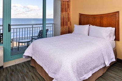 Hotel photo 7 of Hampton Inn Virginia Beach-Oceanfront South.