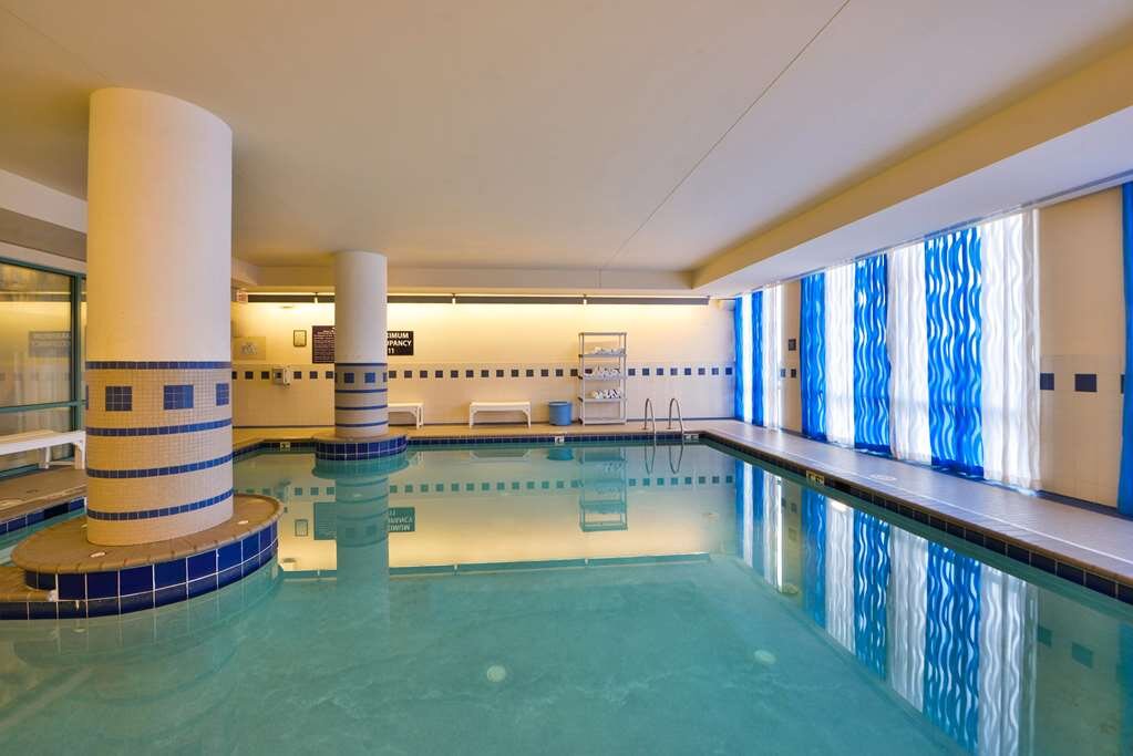 Hotel photo 40 of Hampton Inn Virginia Beach-Oceanfront South.