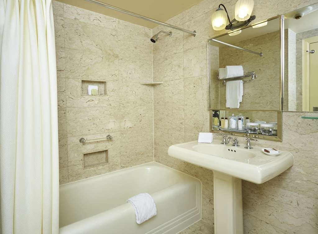 Hotel photo 98 of Waldorf Astoria New York.