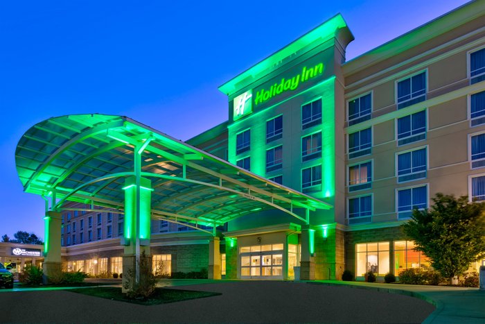 HOLIDAY INN MORGANTOWN - UNIVERSITY AREA, AN IHG HOTEL $110 ($̶1̶3̶8̶ ...