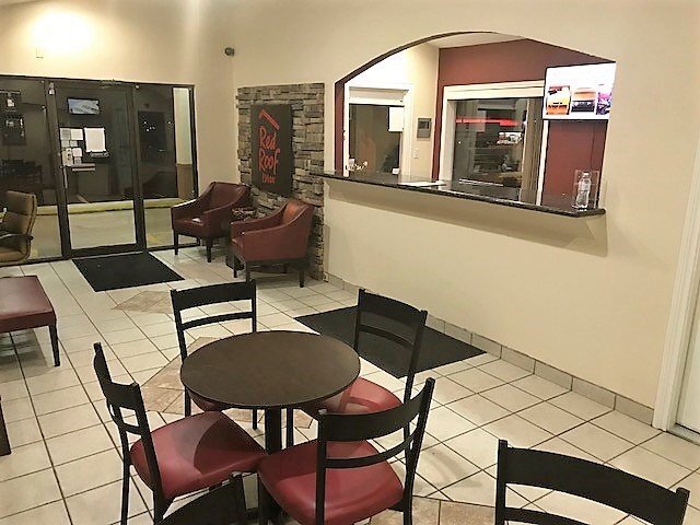 Hotel photo 2 of Red Roof Inn Buffalo, TX.