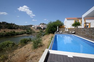 Piscina e praia