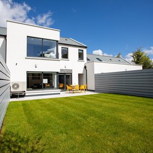 Rear garden of No.5 Hilltown Lodges